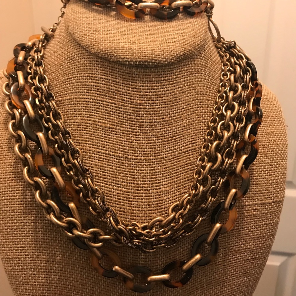 Gold necklace and matching bracelet